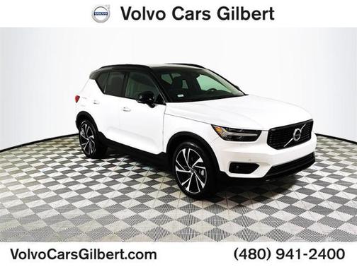 2021 Volvo XC40 T5 R-Design