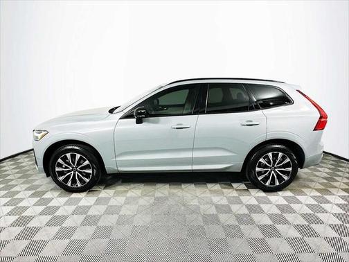 2025 Volvo XC60 B5 Core