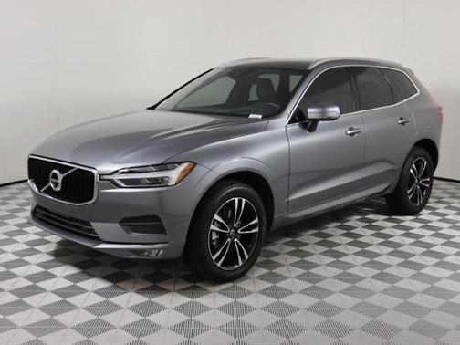 2021 Volvo XC60 T5 Momentum