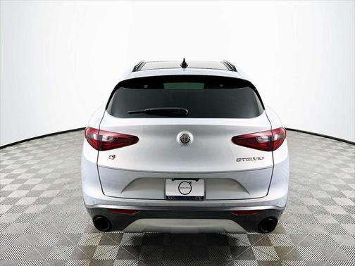 2022 Alfa Romeo Stelvio Ti
