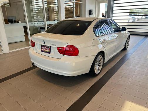 2011 BMW 328 328i