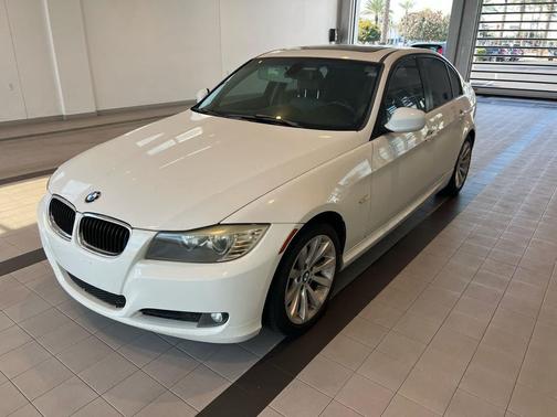 2011 BMW 328 328i