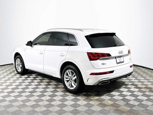 2022 Audi Q5 45 S line Premium