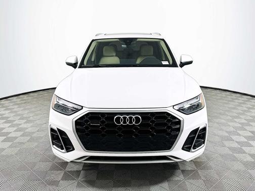 2022 Audi Q5 45 S line Premium