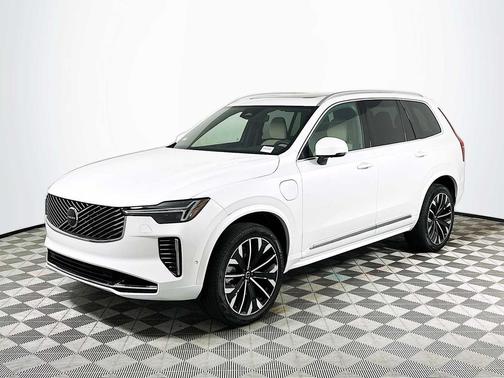 2026 Volvo XC90 Plug-In Hybrid T8 Plus 7-Seater