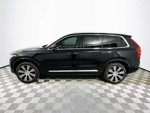 2022 Volvo XC90 T6 Inscription