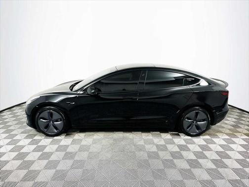 2020 Tesla Model 3 Standard Range