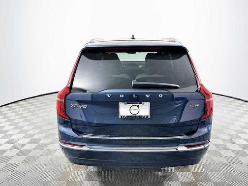 2026 Volvo XC90 Plug-In Hybrid T8 Plus 7-Seater