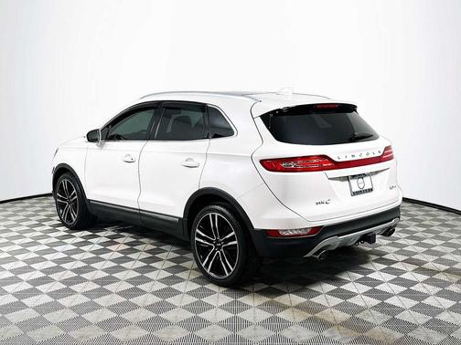 White Platinum Metallic Tri-Coat 2017 Lincoln MKC Reserve