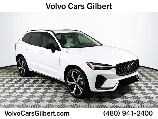 Crystal White Metallic 2023 Volvo XC60 B5 Ultimate Dark Theme