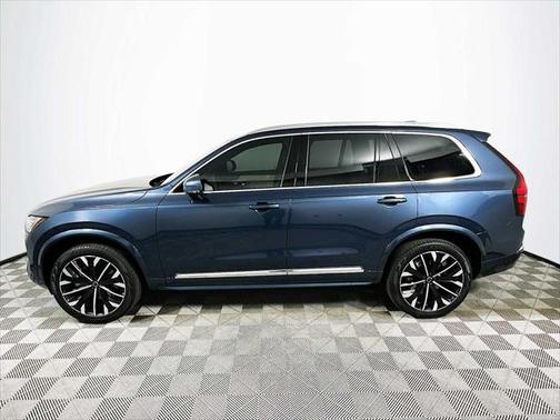 2025 Volvo XC90 B6 Plus 7-Seater