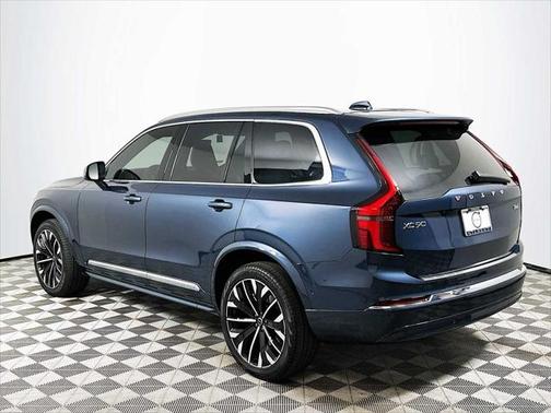 2025 Volvo XC90 B6 Plus 7-Seater