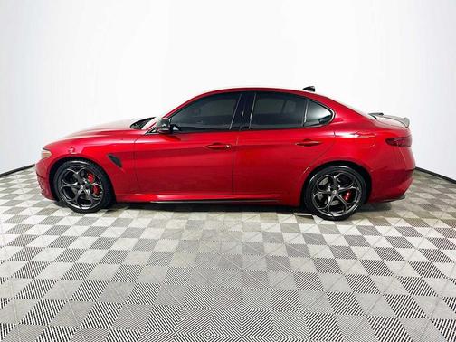 2023 Alfa Romeo Giulia Quadrifoglio