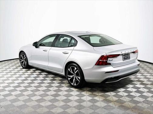 2025 Volvo S60 B5 Core