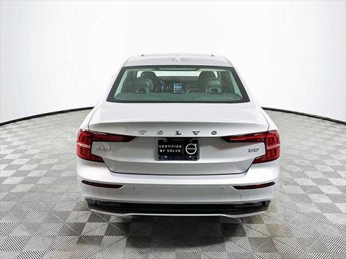 2025 Volvo S60 B5 Core