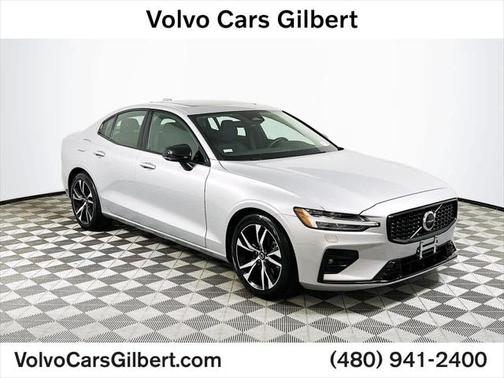 2025 Volvo S60 B5 Core