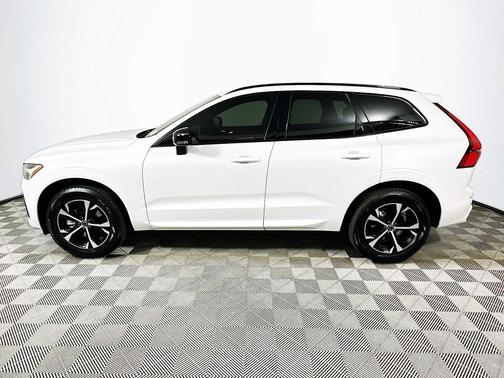 2026 Volvo XC60 B5 Core