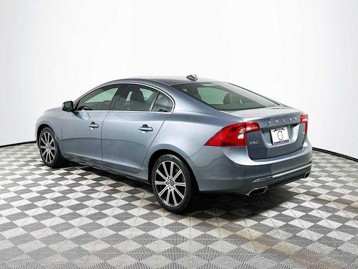 2016 Volvo S60 Inscription T5 Drive-E Platinum