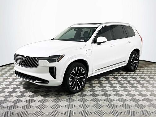 2025 Volvo XC90 Plug-In Hybrid T8 Ultra 7-Seater