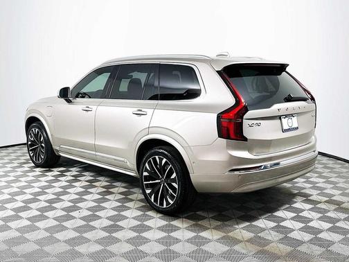 BRIGHT DUSK MET 2026 Volvo XC90 Plug-In Hybrid Plus, T8 AWD, Electric/Gasoline, Bright, 7 Seats