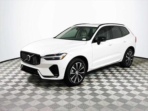 2025 Volvo XC60 B5 Plus