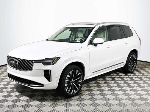 2026 Volvo XC90 B6 Ultra 7-Seater