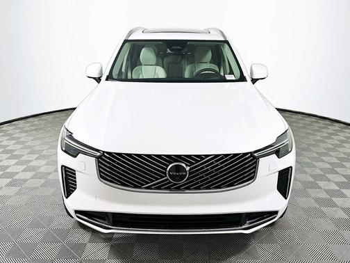 2026 Volvo XC90 B6 Ultra 7-Seater