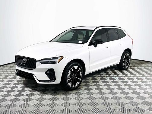 2026 Volvo XC60 B5 Plus