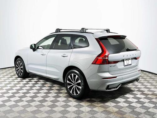 Vapour Grey Metallic 2024 Volvo XC60 B5 Core Dark Theme