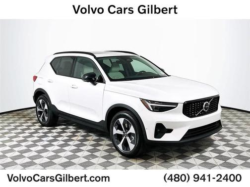 2026 Volvo XC40 B5 Plus