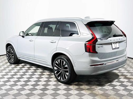 2026 Volvo XC90 B6 Ultra 7-Seater