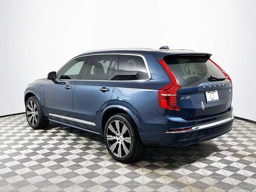 2025 Volvo XC90 Plug-In Hybrid T8 Plus 7-Seater