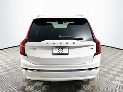 2025 Volvo XC90 Plug-In Hybrid T8 Ultra 7-Seater