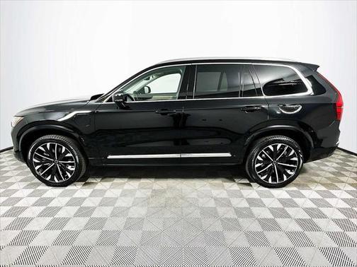 2025 Volvo XC90 Plug-In Hybrid T8 Plus 7-Seater