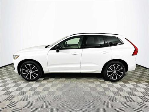 2025 Volvo XC60 B5 Plus