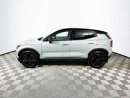 2026 Volvo EX30 Cross Country Ultra
