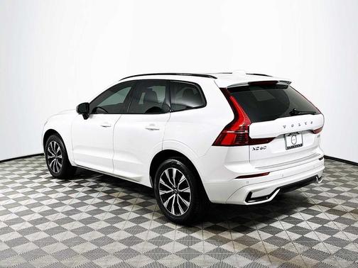 2025 Volvo XC60 B5 Core