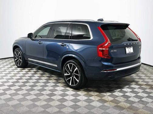 2025 Volvo XC90 B6 Plus 6-Seater