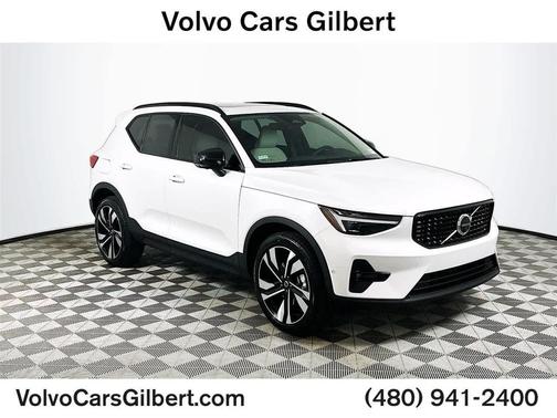 2026 Volvo XC40 Plus, B5 AWD Gas (mild hybrid), Dark