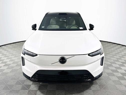 2025 Volvo EX90 Plus, Twin Motor Performance, Fully electric, 7 Seats