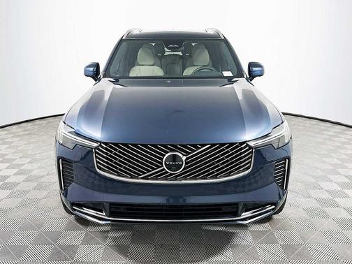 2026 Volvo XC90 Plus, B6 AWD Gas (mild hybrid), Gasoline, Bright, 7 Seats