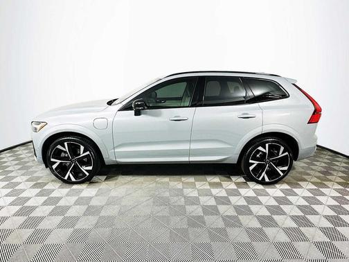 2026 Volvo XC60 Plug-In Hybrid Ultra, T8 AWD Electric/Gasoline, Dark