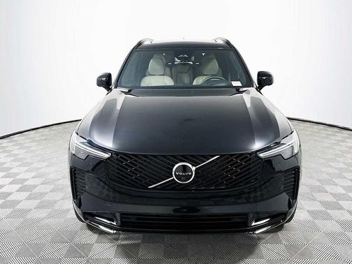 2026 Volvo XC90 B6 Ultra Dark Theme 7-Seater