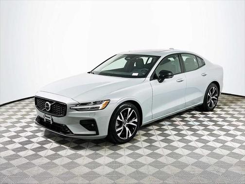 2025 Volvo S60 B5 Core