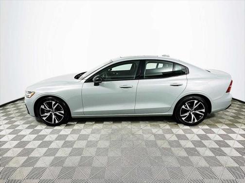 2025 Volvo S60 B5 Core