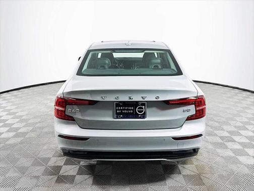 2025 Volvo S60 B5 Core