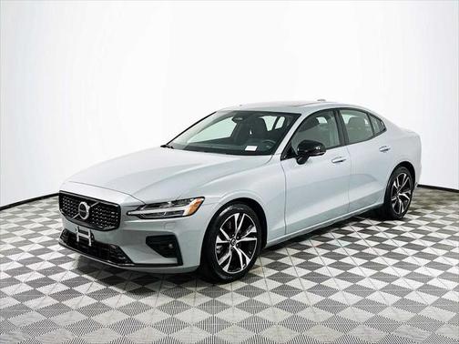 2025 Volvo S60 B5 Core