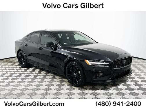 Onyx Black Metallic 2023 Volvo S60 Recharge Plug-In Hybrid T8 Plus Black Edition