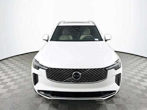 2026 Volvo XC90 B5 Plus 7-Seater