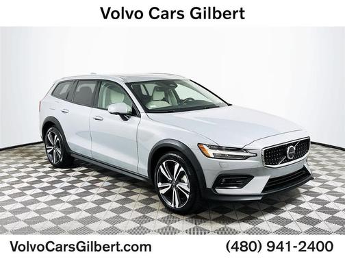 Vapour Grey Metallic 2026 Volvo V60 Cross Country Plus, B5 AWD Gas (mild hybrid)